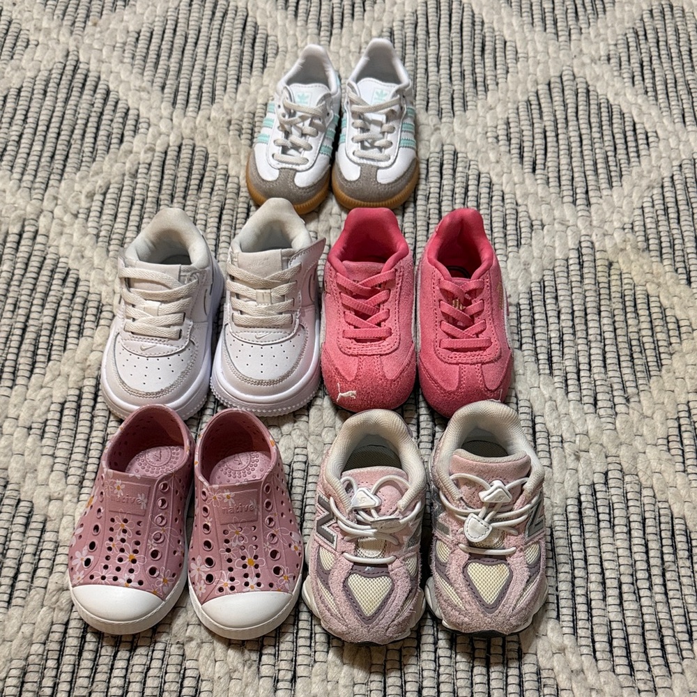 Stylish Pink Kids Sneakers 5c bundle